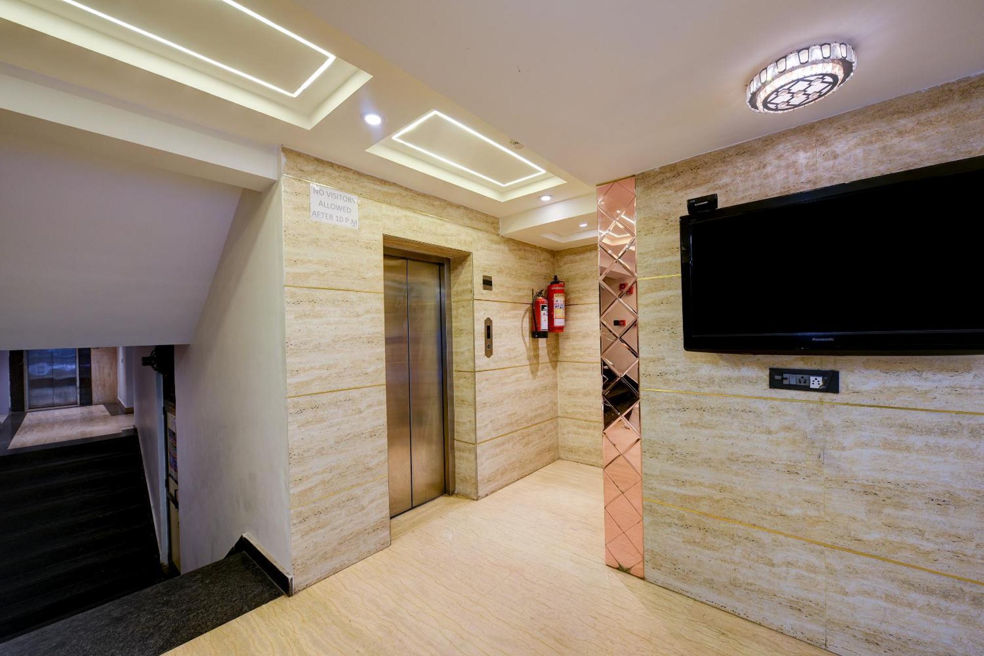 Hotel Sohana Palace Near New Delhi Railway Satation Esterno foto